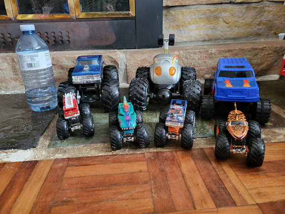 Monster Trucks